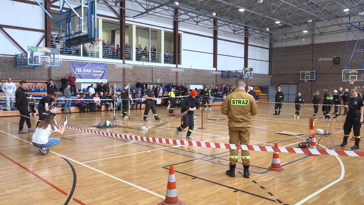 I Powiatowe Halowe Młodzieżowe Zawody Sportowo-Pożarnicze w Powiecie Pruszkowskim