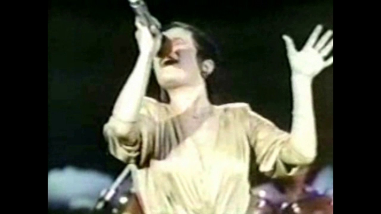 Elis Regina - Ao Vivo no México (1981) - Show Completo com Entrevista