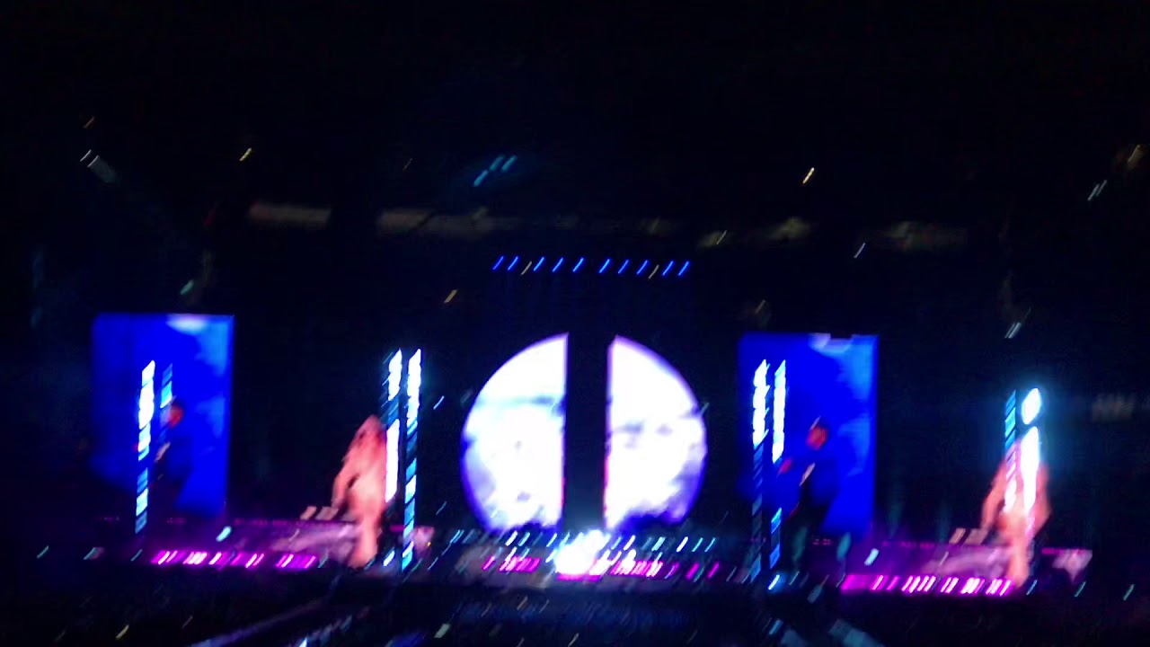 camera iphone 8 plus apk Beyoncé & Jay Z - NICE (OTRII) New York/NJ (8/3/18)