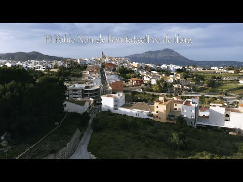 EL POBLE NOU DE BENITATXELL VE DE LLUNY