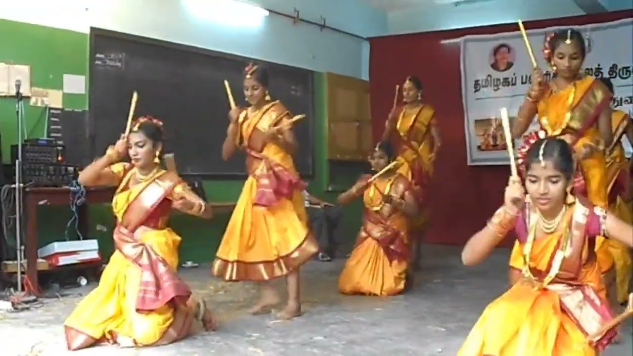 பள்ளிக் கல்வித்துறை கலைத் திருவிழாவில் SLB மாணவிகளின் கோலாட்டம்...