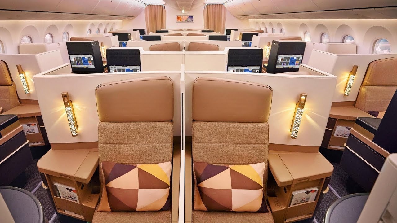 Etihad Airways Business Class | Boeing 787 Bali to Abu Dhabi (full flight experience) SUBTITLES