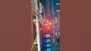 lampu lalu lintas 4 simpang with Arduino