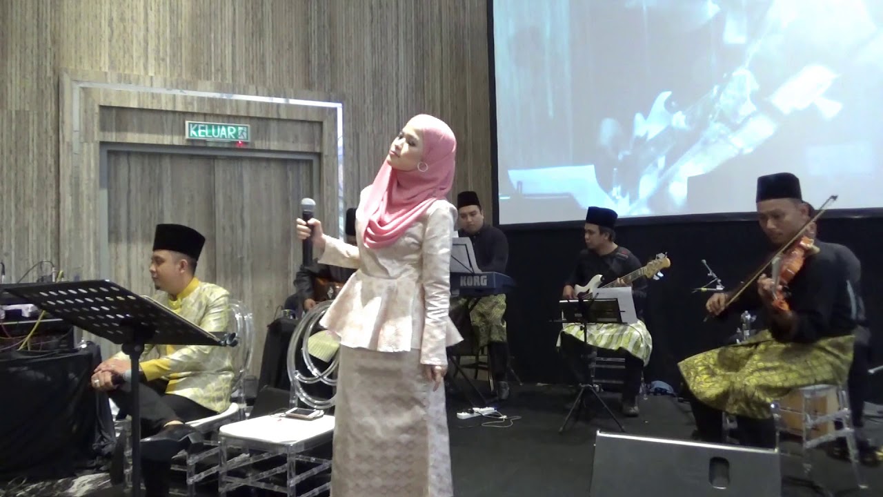 AYat-Ayat Cinta - Cikgu Jamilah - YouTube