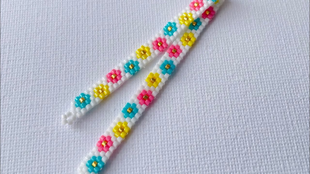 Cómo realizar hermosa pulsera de flores en técnica peyote par con delicas Miyuki🌸 @Andrea G. Bravo