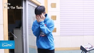 트와이스의 'TT' 안무를 샘김 버전으로!! / 170707[이홍기의 키스 더 라디오]