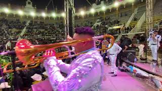 El Son Del Modelo En Vivo!!!.. El Modelo Vs Pequeño Gran Guerrero Desde La Monumental De Morelia!!