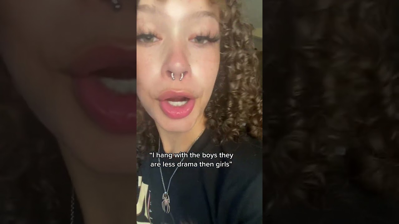 Navigating social dynamics: girl's perspective on male vs. female friendships