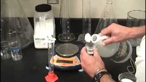 measuring the vinegar for the TiO2