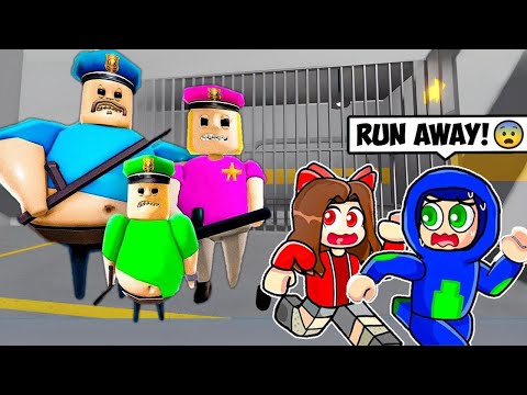 WE ESCAPE POLICE FAMILY PRISON RUN IN ROBLOX (OBBY) 😱