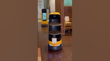 Delivery robot 🤖 for restaurant in Japan #food
