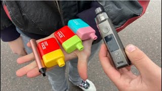 The Manitoba Lung Association would like to see this province ban flavoured vape cartridges
