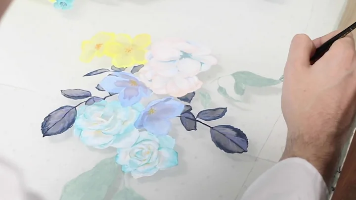 Ralph & Russo Savoir-Faire: Hand painting technique