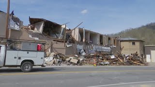 Prestonsburg, Kentucky residents prep for more severe weather