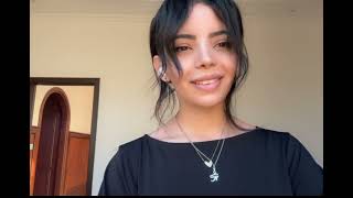 صورة النرجسي الذهبية أمام العالم.