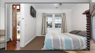 Modern Three-Bedroom Entertainer's House for Sale in Ballarat CBD I 609 Dana St, Ballarat VIC 3350