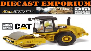 1:87 Scale Diecast Masters CAT CS56 Smooth Drum Soil Compactor Unboxing & Review