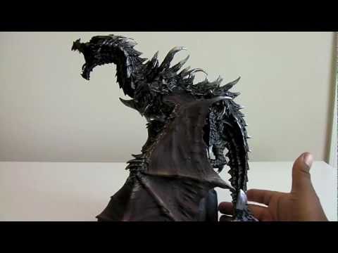 Skyrim Collector&rsquo;s Edition Unboxing
