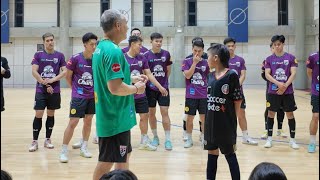 10 Thai kids 🇹🇭 to play with National futsal players!