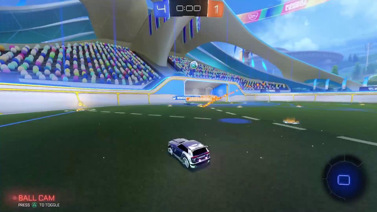 chilling Playing rocket League no mic.