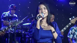 Download Lagu Kemarockan Band Feat DEWI SARTIKA - Bulan di Ranting Cemara MP3