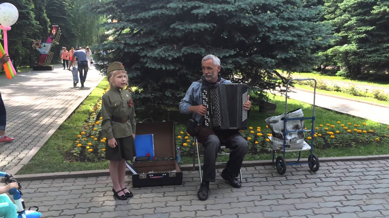 Алина и День Победы )