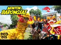 Pertunjukan Barongsai di Lingkungan Perumahan yang Meriah