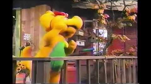 Says Segment (A-Camping We Will Go!) (From: Season 3) (Included A-Counting We Will Go!)