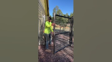 Two way lockable gate latch