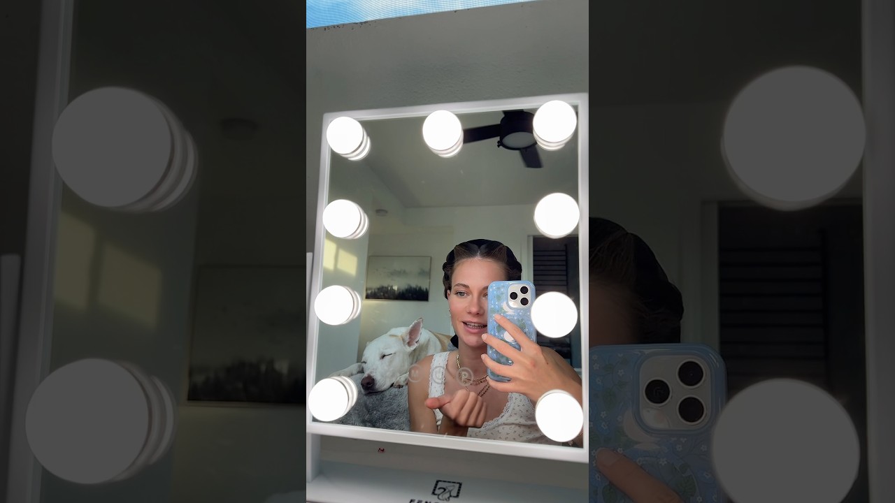 New vanity mirror! I added it to my Amazon storefront🪞✨ 