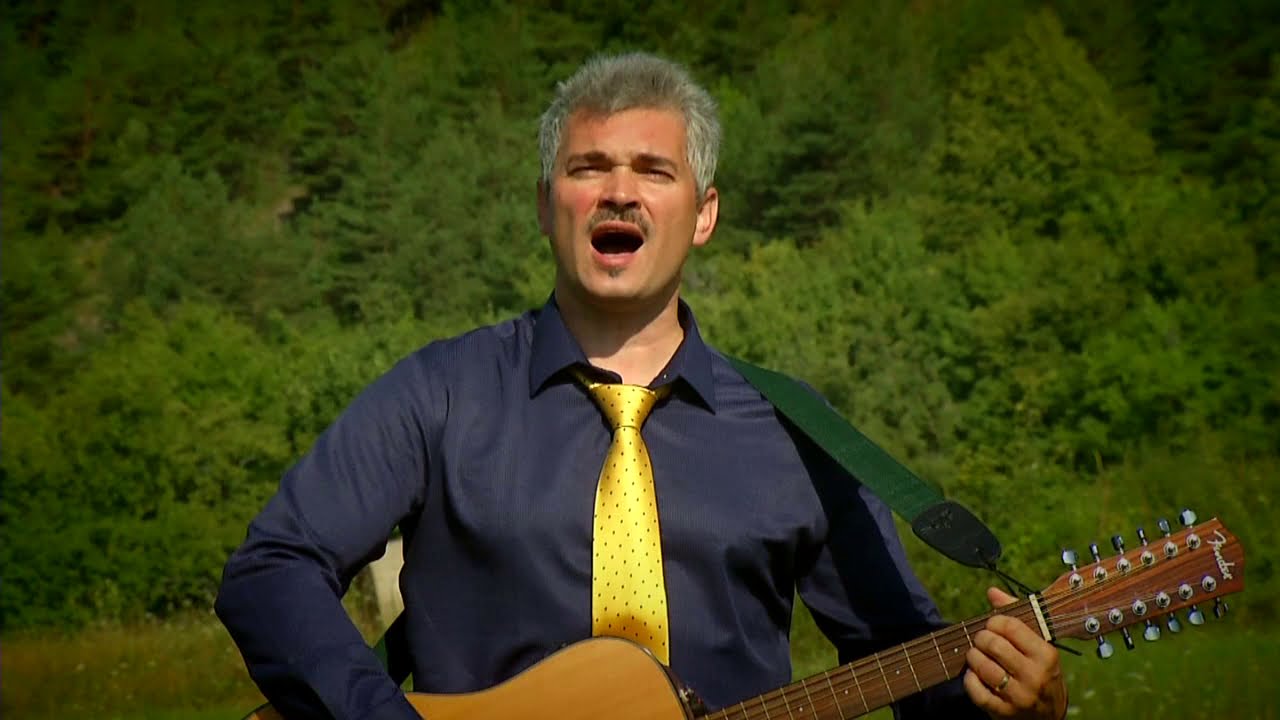 KORA BAND MUSIC - V zeleném údolí stojí tábor (Holčička)