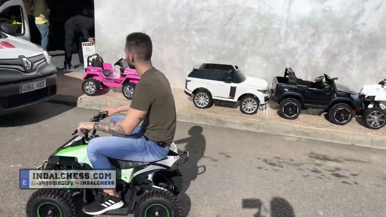 Go Kart eléctrico de 12 V para niños, auto alimentado por batería de 7 Ah para niños pequeños