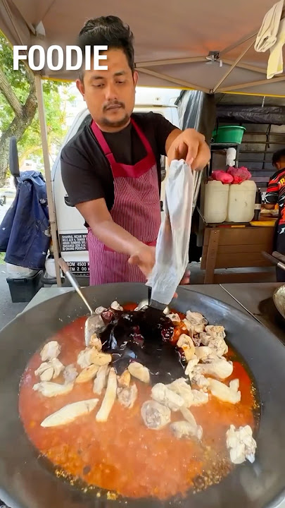 Maggi Goreng Ayam in Night Market 🍜