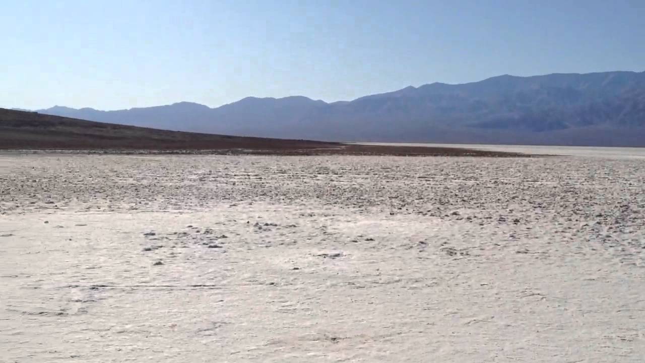 Bad water basin in death valley - YouTube