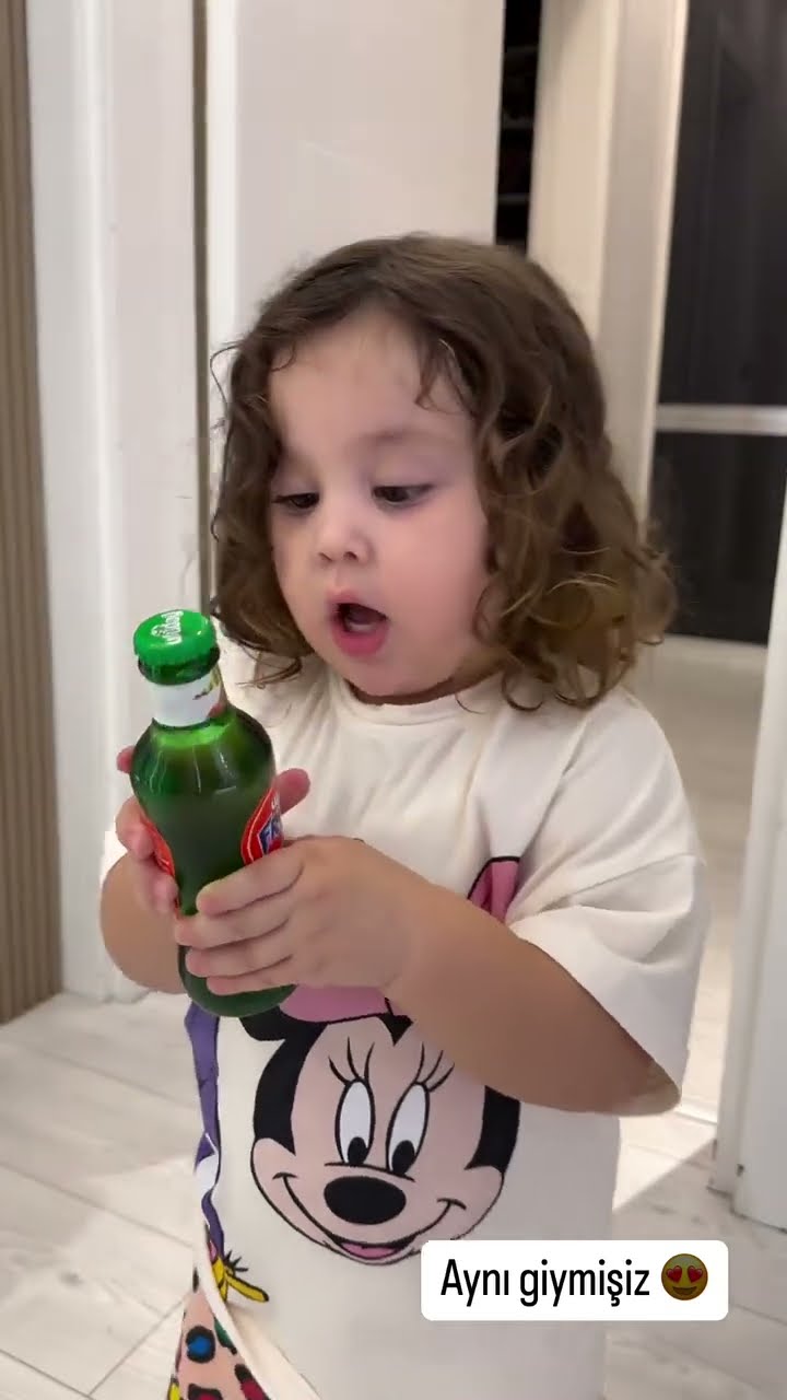 Aynı giymişiz ?