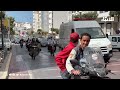 وسط أجواء من الحزن.. لحظة نقل جـ ـثمان المرحوم عبد الوهاب الدكالي نحو المقبرة 
