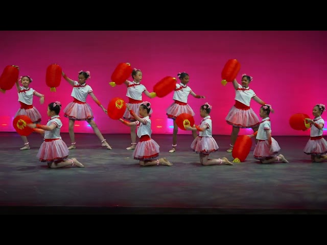 Our Grade 4 Ballet students present you 🏮 "Blooming Lantern" at our recent 12th Anniversary Concert in klpac, combining