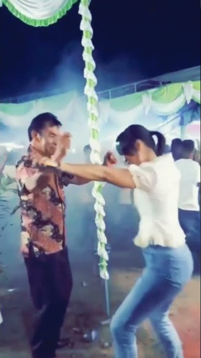 Kakek digoyang sama cewek muda #shorts