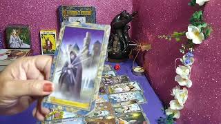 ¿Qué hablan de ti y cómo te percibe tu entorno? (4 opciones) Tarot interactivo