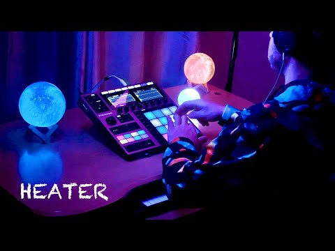 Trip Hop Chill Beats Finger Drumming on Maschine Plus | Maschine+ Live Performance 102