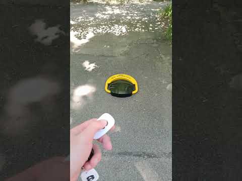 Блокиратор парковочного места с дистанционным управлением Atis Plock A, видео 1