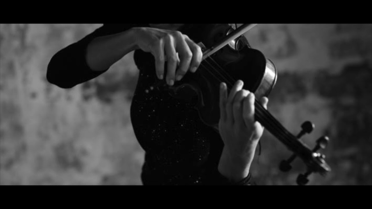 Lisa Bause, violinist, violist, sessionist, arranger