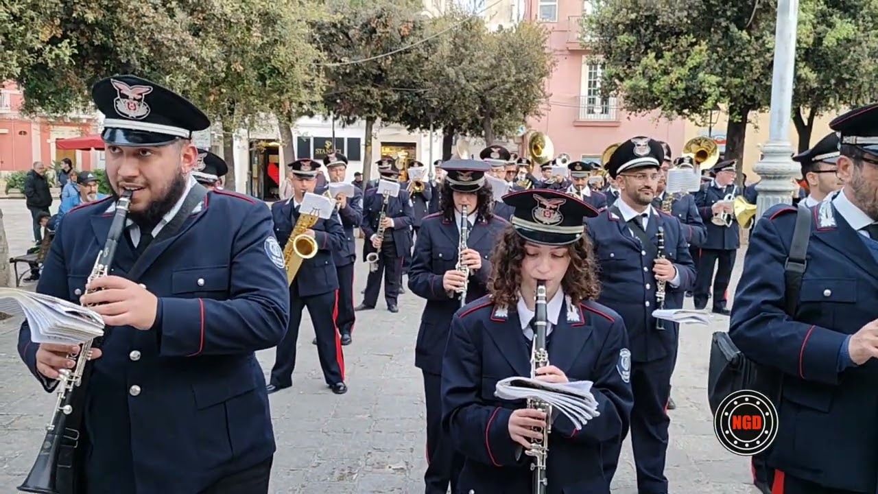 Marcia Ridolino in marcia Banda di Noci 
