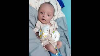 Download Lagu Ekspresi foto bayi 2 minggu vs 3 bulan MP3