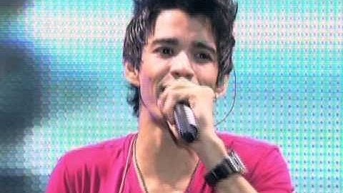 Balada - Gusttavo Lima (Official Music Video)