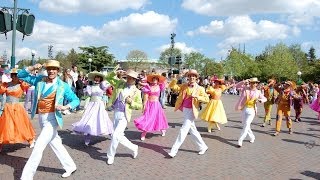 Disney's Spring Promenade - Central Plaza - Promenade Printanière - Disneyland Paris