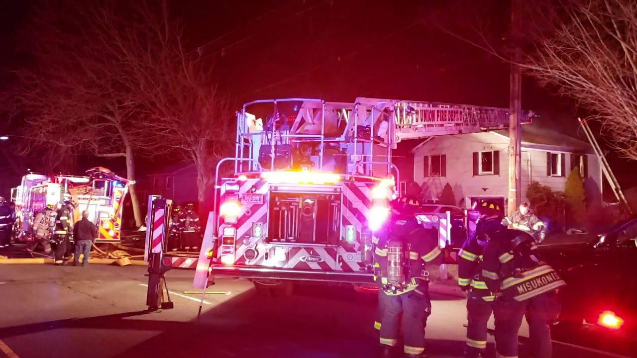 Kenilworth NJ 3rd Alarm House Fire ( Kenilworth Blvd) 32219 YouTube