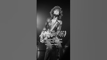 Thumbnail of #BehindTheSong: The story of "Go Your Own Way" that I shared on Song Exploder #Podcast #FleetwoodMac