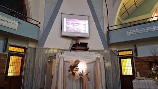 Christo Gouws is live!