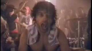 Download Lagu Damn Right - True Live (original video) MP3